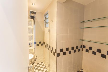 Apartamento para alugar com 70m², 2 quartos e 1 vaga Apartamento para alugar com 70m², 2 quartos e 1 vagaBanheiro Social