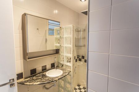 Apartamento para alugar com 70m², 2 quartos e 1 vaga Apartamento para alugar com 70m², 2 quartos e 1 vagaBanheiro Social