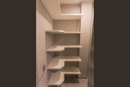 Apartamento para alugar com 70m², 2 quartos e 1 vaga Apartamento para alugar com 70m², 2 quartos e 1 vagaDespensa