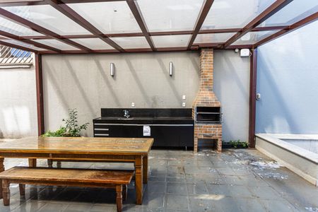 Apartamento para alugar com 70m², 2 quartos e 1 vaga Apartamento para alugar com 70m², 2 quartos e 1 vagaÁrea comum - Churrasqueira