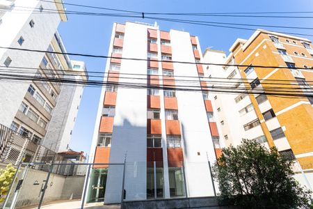 Apartamento para alugar com 70m², 2 quartos e 1 vaga Apartamento para alugar com 70m², 2 quartos e 1 vagaFachada