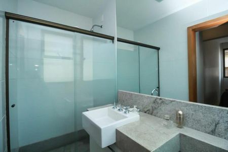 Apartamento à venda com 140m², 3 quartos e 3 vagasBanheiro