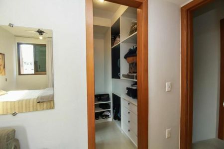 Apartamento à venda com 140m², 3 quartos e 3 vagasSuíte 2 Closet