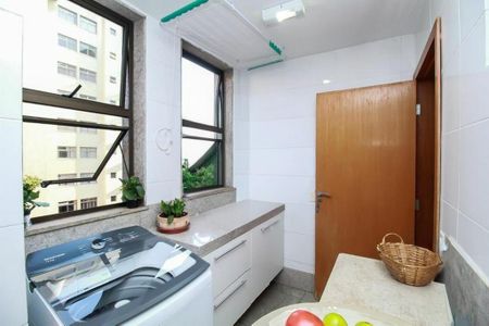 Apartamento à venda com 140m², 3 quartos e 3 vagasÁrea de Serviço