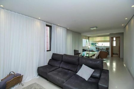 Apartamento à venda com 140m², 3 quartos e 3 vagas Apartamento à venda com 140m², 3 quartos e 3 vagasSala