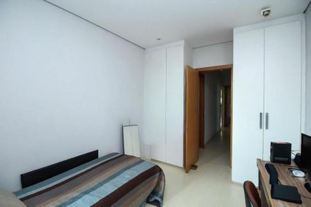 Apartamento à venda com 140m², 3 quartos e 3 vagasQuarto