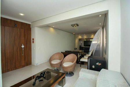 Apartamento à venda com 140m², 3 quartos e 3 vagas Apartamento à venda com 140m², 3 quartos e 3 vagasSala