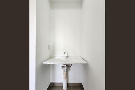 Apartamento para alugar com 38m², 2 quartos e sem vaga Apartamento para alugar com 38m², 2 quartos e sem vagaBanheiro