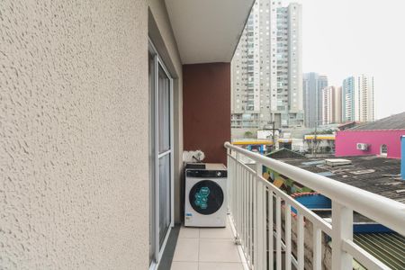 Apartamento para alugar com 32m², 1 quarto e sem vaga Apartamento para alugar com 32m², 1 quarto e sem vagaVaranda e Área de Serviço