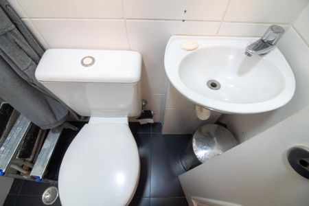 Apartamento à venda com 241m², 4 quartos e 4 vagas Apartamento à venda com 241m², 4 quartos e 4 vagasBanheiro de serviço