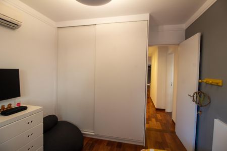 Apartamento à venda com 241m², 4 quartos e 4 vagas Apartamento à venda com 241m², 4 quartos e 4 vagasSuíte 3