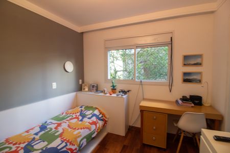 Apartamento à venda com 241m², 4 quartos e 4 vagas Apartamento à venda com 241m², 4 quartos e 4 vagasSuíte 3