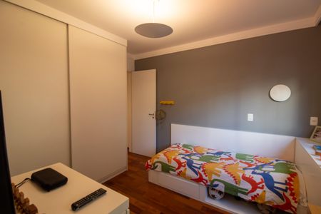 Apartamento à venda com 241m², 4 quartos e 4 vagas Apartamento à venda com 241m², 4 quartos e 4 vagasSuíte 3