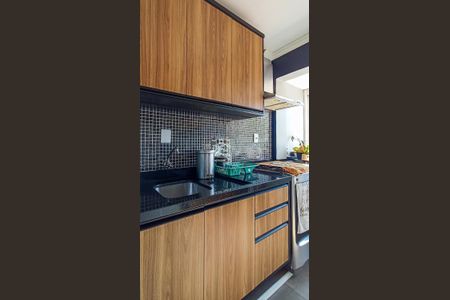 Apartamento para alugar com 70m², 2 quartos e sem vaga Apartamento para alugar com 70m², 2 quartos e sem vagaCozinha e Área de Serviço