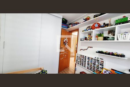 Apartamento para alugar com 85m², 2 quartos e 2 vagas Apartamento para alugar com 85m², 2 quartos e 2 vagasQuarto