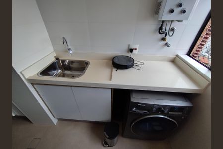 Apartamento à venda com 62m², 2 quartos e 1 vagaÁrea de Serviço