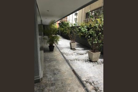 Apartamento à venda com 60m², 1 quarto e 1 vaga