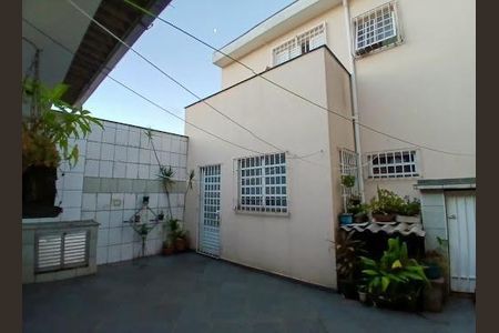 Casa à venda com 160m², 3 quartos e 3 vagas Casa à venda com 160m², 3 quartos e 3 vagasFoto 27