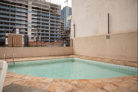 Apartamento à venda com 128m², 3 quartos e 3 vagasÁrea comum - Piscina 1