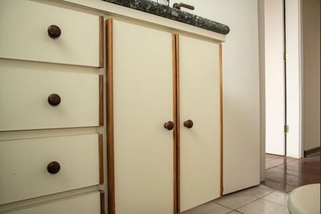 Apartamento à venda com 128m², 3 quartos e 3 vagasBanheiro Social