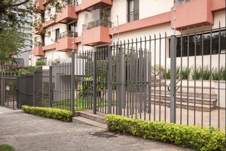 Apartamento à venda com 128m², 3 quartos e 3 vagasFachada