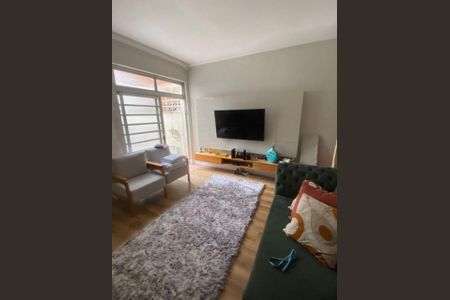 Casa à venda com 180m², 3 quartos e sem vagaFoto 03