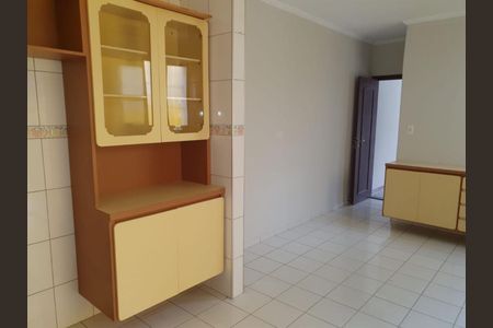 Casa à venda com 125m², 3 quartos e 2 vagas Casa à venda com 125m², 3 quartos e 2 vagasFoto 06