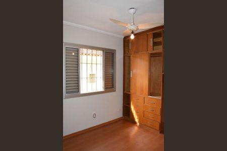 Foto 18 de casa à venda com 3 quartos, 125m² em Parque Imperial, São Paulo