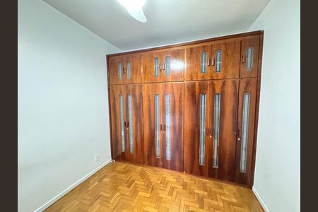 Casa à venda com 250m², 5 quartos e 1 vagaFoto 04