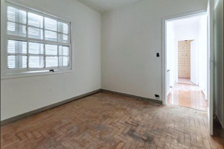 Casa à venda com 161m², 3 quartos e 2 vagasFoto 03
