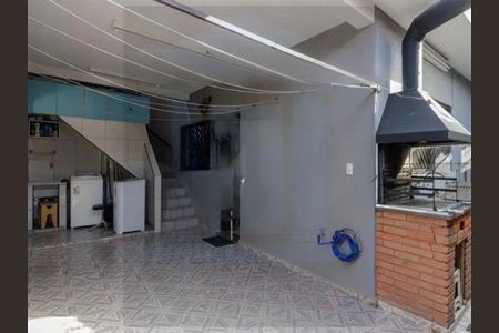 Casa à venda com 250m², 3 quartos e 4 vagas Casa à venda com 250m², 3 quartos e 4 vagasFoto 17