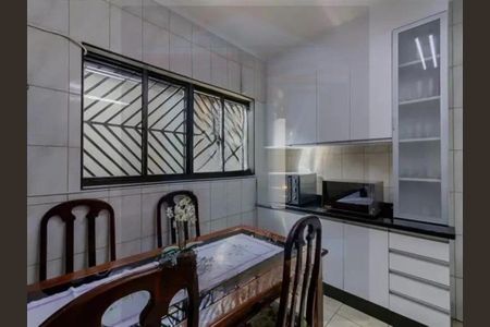 Casa à venda com 250m², 3 quartos e 4 vagas Casa à venda com 250m², 3 quartos e 4 vagasFoto 05