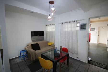 Sala de apartamento para alugar com 2 quartos, 50m² em Vila Caiçara, Praia Grande