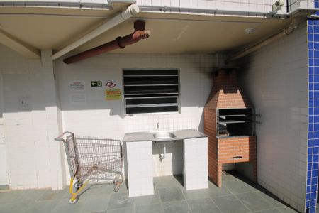 Apartamento para alugar com 50m², 2 quartos e 1 vagaÁrea comum - Churrasqueira