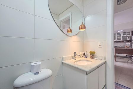 Apartamento para alugar com 86m², 2 quartos e 2 vagas Apartamento para alugar com 86m², 2 quartos e 2 vagasBanheiro