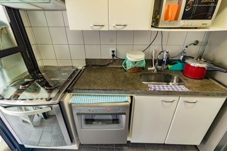 Apartamento à venda com 75m², 3 quartos e 2 vagasCozinha