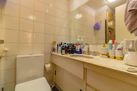 Apartamento à venda com 75m², 3 quartos e 2 vagasBanheiro da Suíte