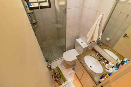 Apartamento à venda com 75m², 3 quartos e 2 vagasBanheiro