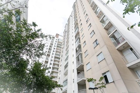 Apartamento à venda com 77m², 2 quartos e 2 vagas Apartamento à venda com 77m², 2 quartos e 2 vagasFachada