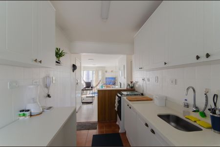 Apartamento à venda com 75m², 2 quartos e 1 vagaCozinha