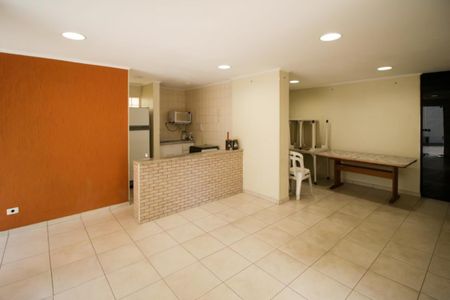 Apartamento à venda com 75m², 2 quartos e 1 vagaÁrea comum - Salão de festas