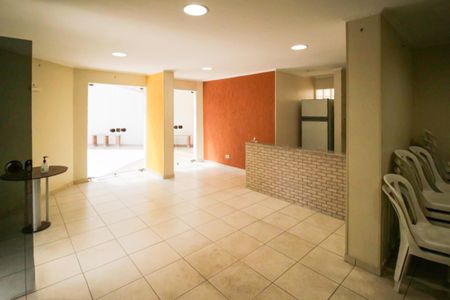 Apartamento à venda com 75m², 2 quartos e 1 vagaÁrea comum - Salão de festas