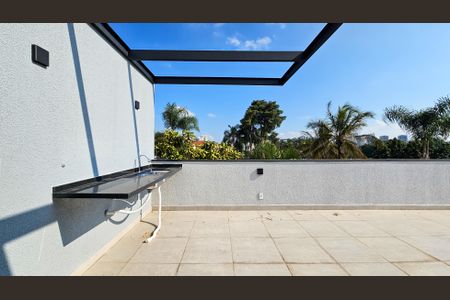 Casa para alugar com 350m², 4 quartos e 4 vagas Casa para alugar com 350m², 4 quartos e 4 vagasRooftop