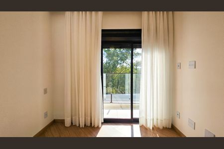 Casa para alugar com 350m², 4 quartos e 4 vagas Casa para alugar com 350m², 4 quartos e 4 vagasSuíte 1