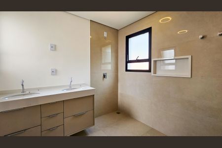 Casa para alugar com 350m², 4 quartos e 4 vagas Casa para alugar com 350m², 4 quartos e 4 vagasBanheiro da Suíte 1