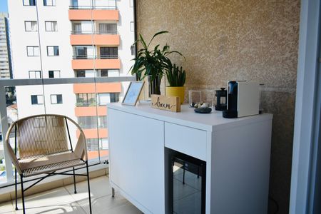 Apartamento à venda com 58m², 2 quartos e 1 vaga Apartamento à venda com 58m², 2 quartos e 1 vagaSacada