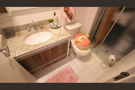 Apartamento à venda com 62m², 2 quartos e 1 vaga Apartamento à venda com 62m², 2 quartos e 1 vagaBanheiro