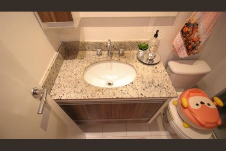 Apartamento à venda com 62m², 2 quartos e 1 vaga Apartamento à venda com 62m², 2 quartos e 1 vagaBanheiro