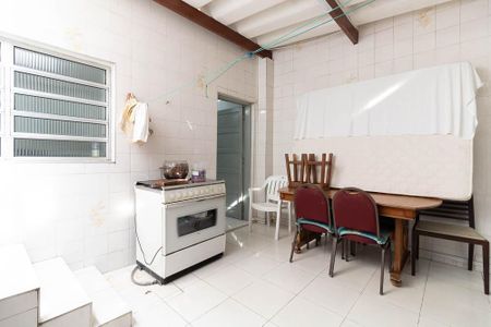 Casa de condomínio à venda com 150m², 2 quartos e 2 vagas Casa de condomínio à venda com 150m², 2 quartos e 2 vagasQuintal