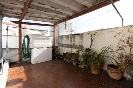 Casa de condomínio à venda com 150m², 2 quartos e 2 vagas Casa de condomínio à venda com 150m², 2 quartos e 2 vagasTerraço